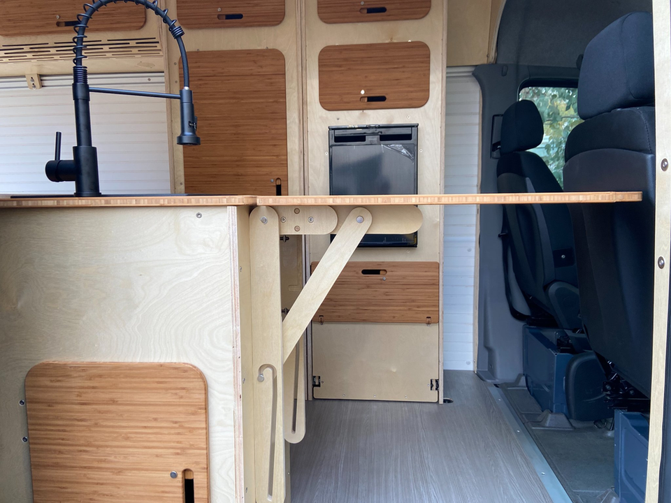 Vantopia Van